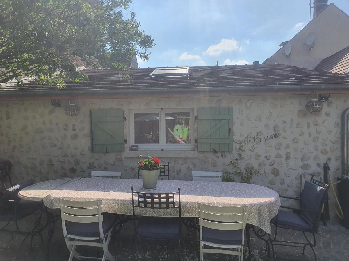 Wisteria Cottage Fleurines Extérieur photo