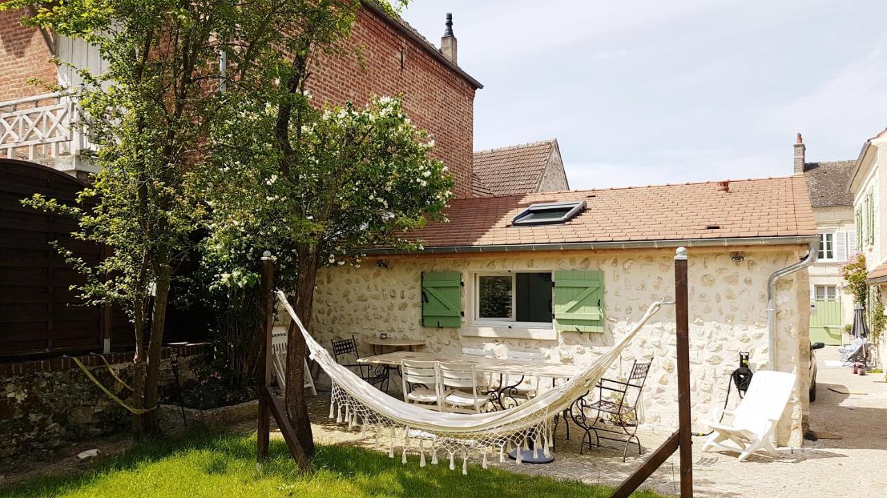 Wisteria Cottage Fleurines Extérieur photo